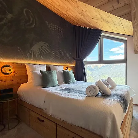 Penthouse View Est 1850 شقة *